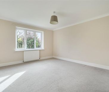 4 bedroom detached house to rent - Photo 4