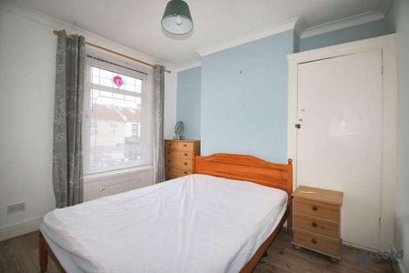 Guildford Road, Ilford, IG3 - Photo 4