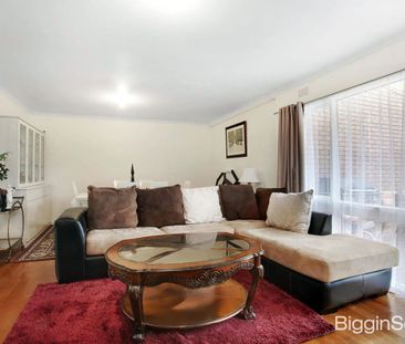 Stylish & Comfortable Home in Sought-After Brentwood Zone - Photo 3