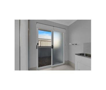 Cosy family home! - Photo 1