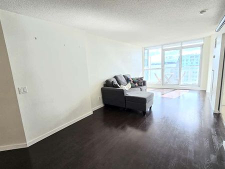 For Lease - 8 York Street Unit# 1409, Toronto, Ontario - Photo 2