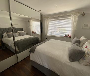 4 bedroom detached house to rent - Photo 4