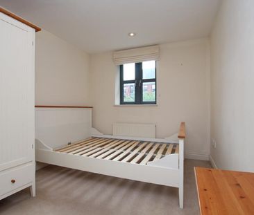 2 bedroom apartment to rent - Photo 4