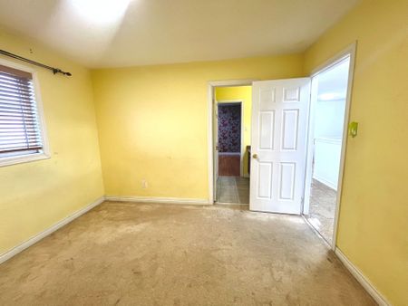 For Lease - 33 Fairlawn Boulevard, Brampton, Ontario - Photo 3