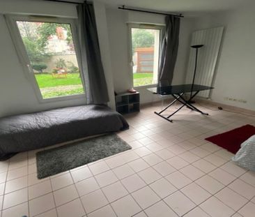 Location Appartement 1 pièce 28m² LILLE 59000 - Photo 3