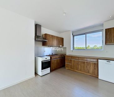 Location Appartement 4 pièces 75m² ST LO 50000 - Photo 6