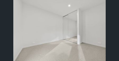 Luxury Living in Caulfield Village - Photo 5