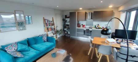2 bedroom apartment to rent - Photo 3