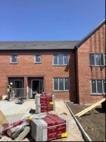 Fairburn, Skelmersdale, WN8 - Photo 2