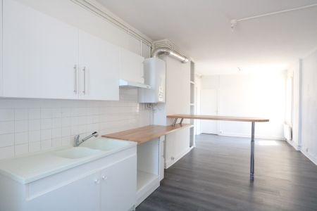 Location Appartement 3 pièces 57m² - Photo 2