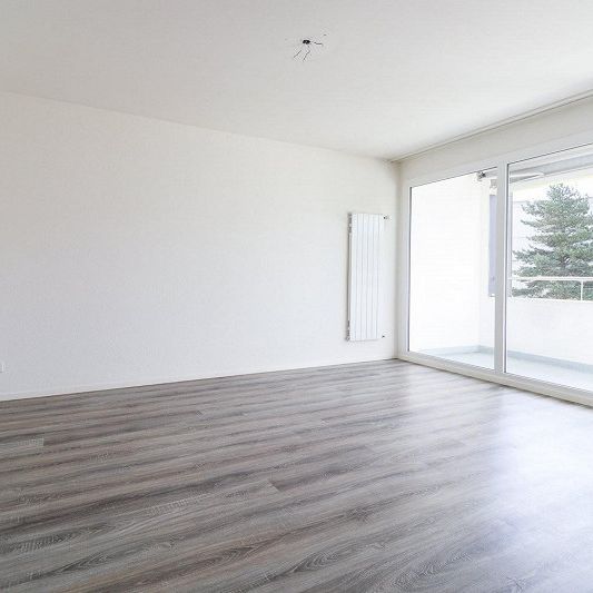 3.5 ZW à 68m² im 3. OG - Topmoderne Wohnung in Brügg - Photo 1