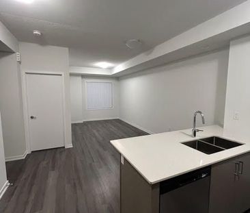 For Lease - 150 Honeycrisp Crescent Unit# TH262, Vaughan, Ontario - Photo 3