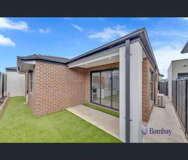 15 Yucca Road, Kalkallo, Vic 3064 - Photo 2
