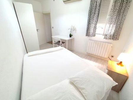 Avenida Peña Prieta, Madrid, Community of Madrid 28038 - Photo 3