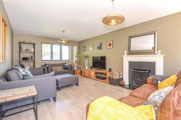4 bedroom detached house to rent - Photo 1
