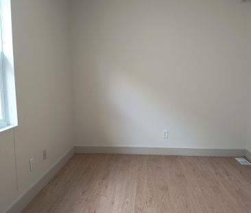 McHutcheon Loft Apartments - Photo 5