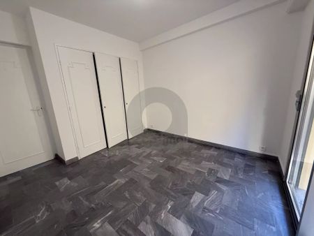 Location Appartement 2 pièces 45m² MENTON 06500 - Photo 2