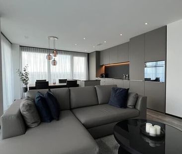 Modern 2.5-room apartment with balcony and panoramic view in Dübendorf - Foto 3