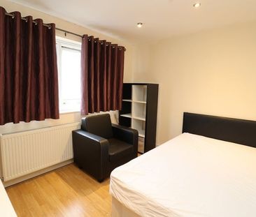 Room in a Shared Flat, Capstan Square, E14 - Photo 6