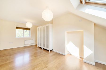 2 bedroom flat to rent - Photo 3