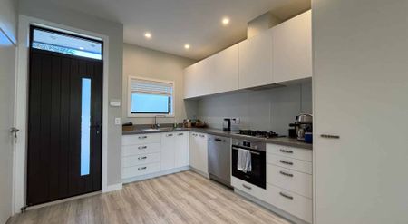 15 Ron Deal Way, Epuni, Lower Hutt - Photo 3