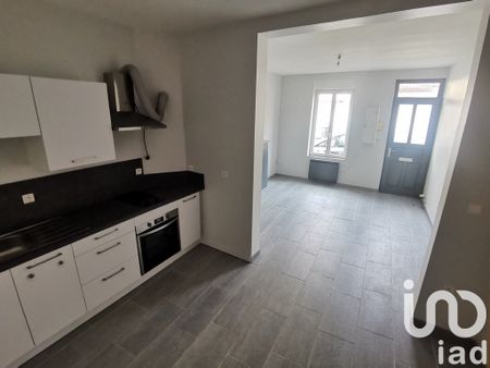 Maison 3 pièces de 55 m² à Lillers (62190) - Photo 2