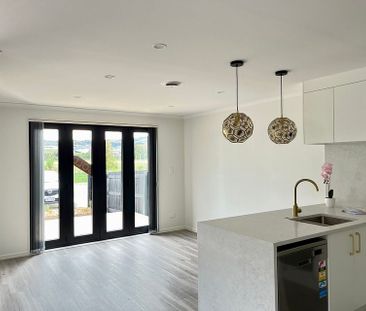 Beautiful 3 Bedroom Home in Pokeno - Photo 2