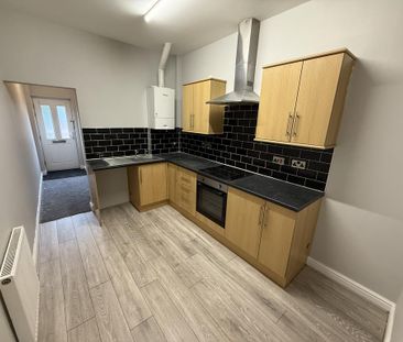 2 bedroom flat to rent - Photo 6