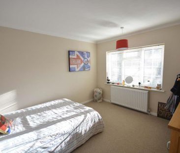 Manor House Court, West Street, Epsom, Surrey, KT18 7RN - Photo 6