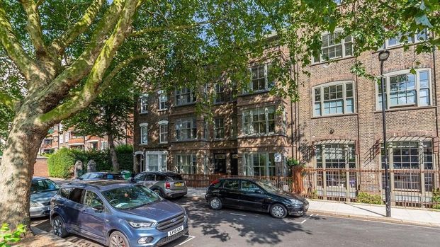 Belmont Street, NW1 8HH - Photo 1