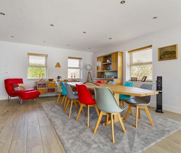 4 bedroom detached house to rent - Photo 4