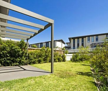 “Executive Residences with Study | Kellyville” - Photo 3
