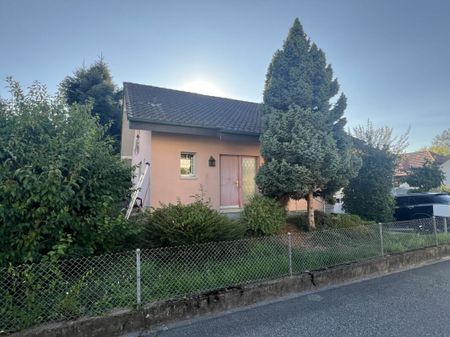 Maison individuelle de 5,5 pièces avec charme, grand jardin et emplacement de choix à Derendingen ! - Photo 4
