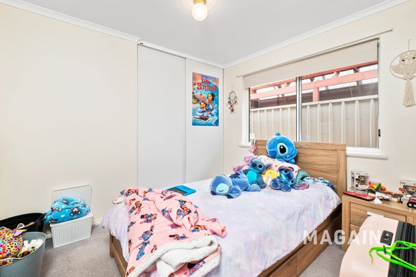 10 Tuscanny Wy, Woodcroft SA 5162 - House For Rent | Domain - Photo 1