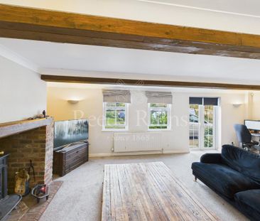 3 bedroom detached house to rent - Photo 4