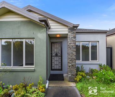 Charming 3-Bedroom Home - Photo 6