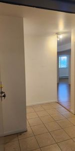 LOGEMENT 3 1/2 À STE-FOY - Photo 4