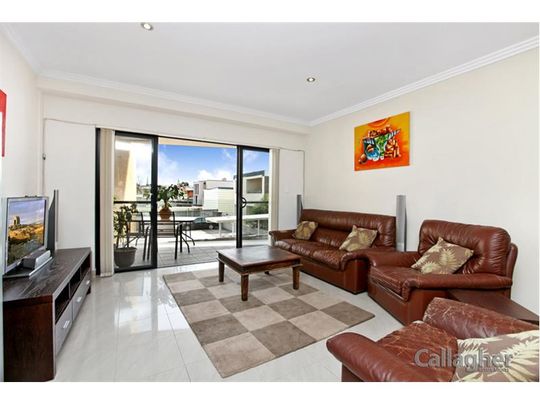11/11-15 Renwick Street, Leichhardt NSW 2040 - Apartment For Rent | Domain - Photo 1