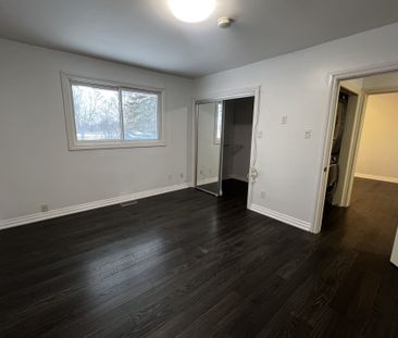 For Lease - 48 Steel Street Unit# MAIN, Barrie, Ontario - Photo 6