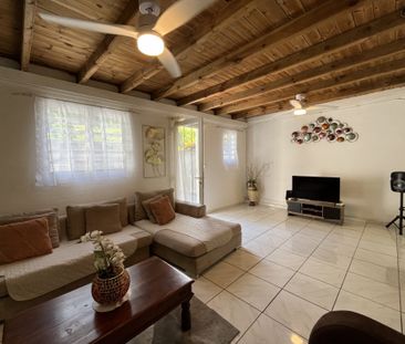Maison quatre pièces aux coeur des Abymes - Photo 3