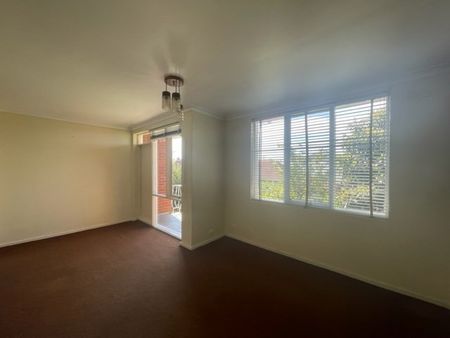 One Bedroom Apartment In A Quiet Location - Photo 3