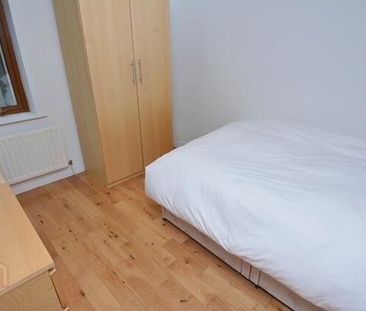 Park Royal, 841e Lisburn Road, Belfast, BT9 7GY - Photo 5