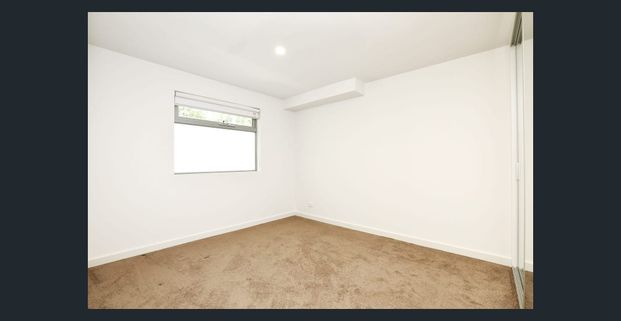 Two bedroom apartment, unit, townhouse & warehouse - Photo 1