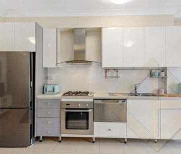 306/1-13 Garners Avenue, Marrickville NSW 2204 - Apartment For Rent... - Photo 3