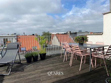 Gezellig appartement met ruim terras nabij de Marnixplaats! - Foto 2