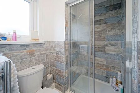 Alexandra Road Hyde Park, Leeds - Photo 4