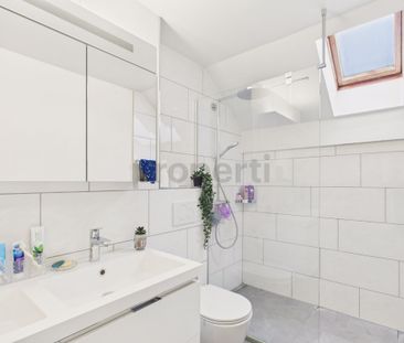 Modern 3.5-room attic apartment with balcony in Märstetten - Photo 5