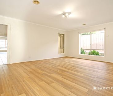 Perfectly Presented in Kingsmere - Photo 2
