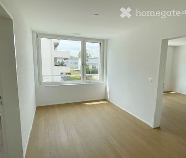 Moderne schöne 3.5 Zimmer Wohnung in Langwiesen mit Balkon ZH - Photo 2