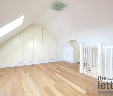 Burnt Farm Ride, Enfield, Middlesex, EN2 9AX - Photo 5